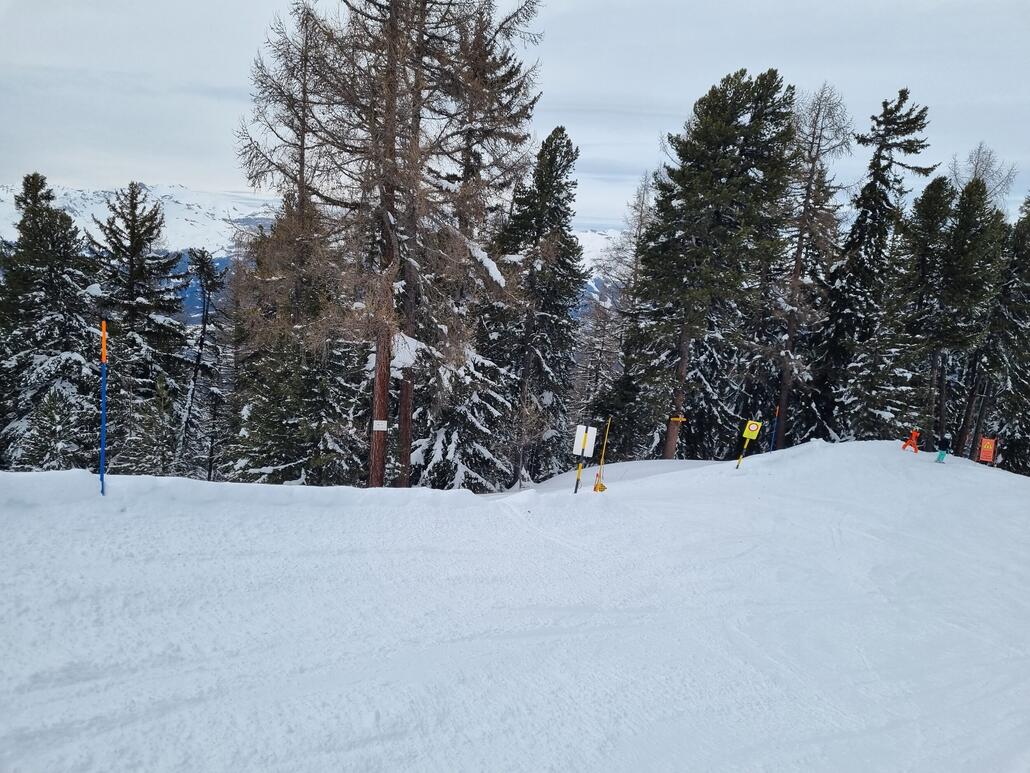 Eingang lose gesperrt und die ersten Meter waren präpariert, also einfach mal probiert:)