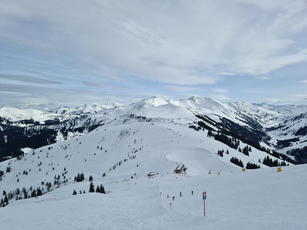 Nachmittags an der Gipfelbahn