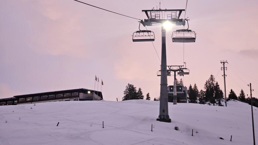 Das Nachtskifahren beginnt!