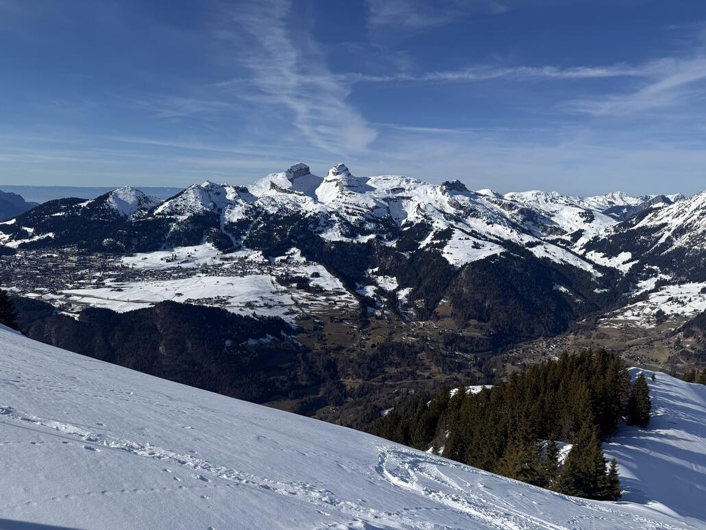 Blick rüber nach Leysin. Da muss ich auch unbedingt mal hin!