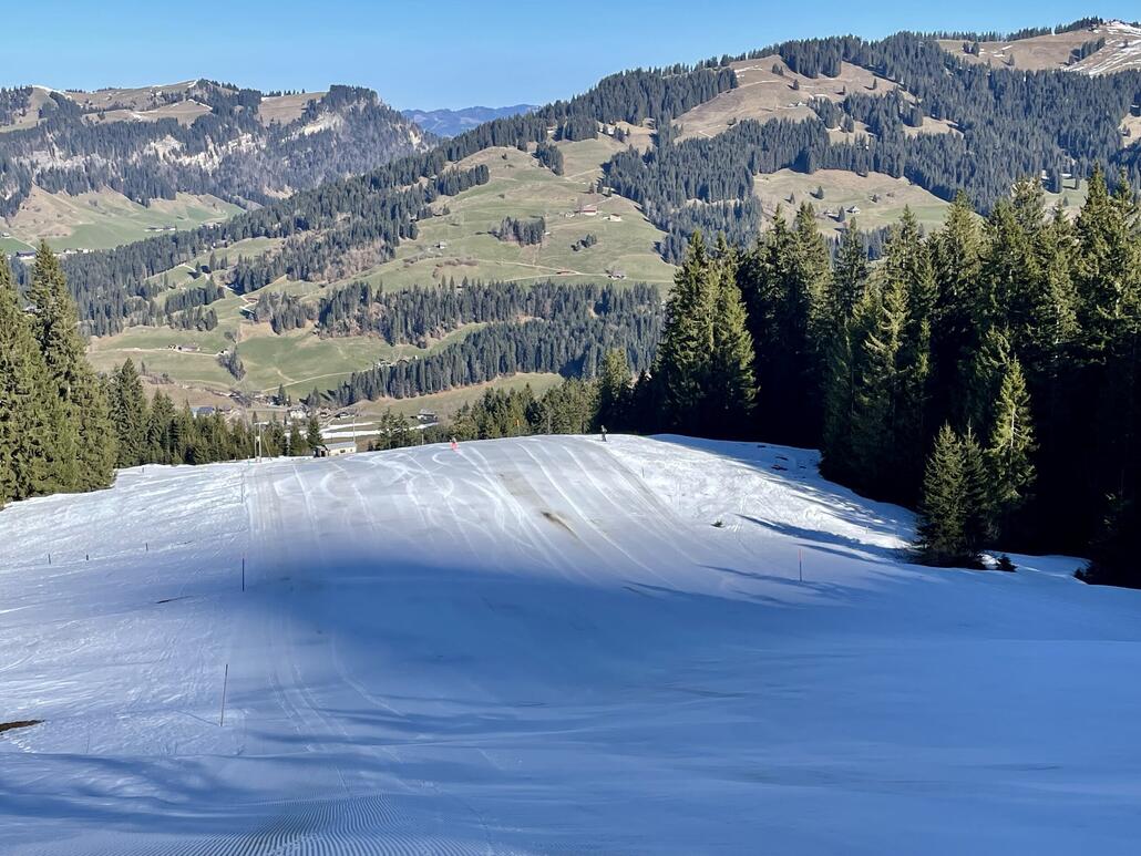 IMG_8619.jpeg (929.65 KiB) 330 mal betrachtet Insgesamt sehr schön zu fahren.