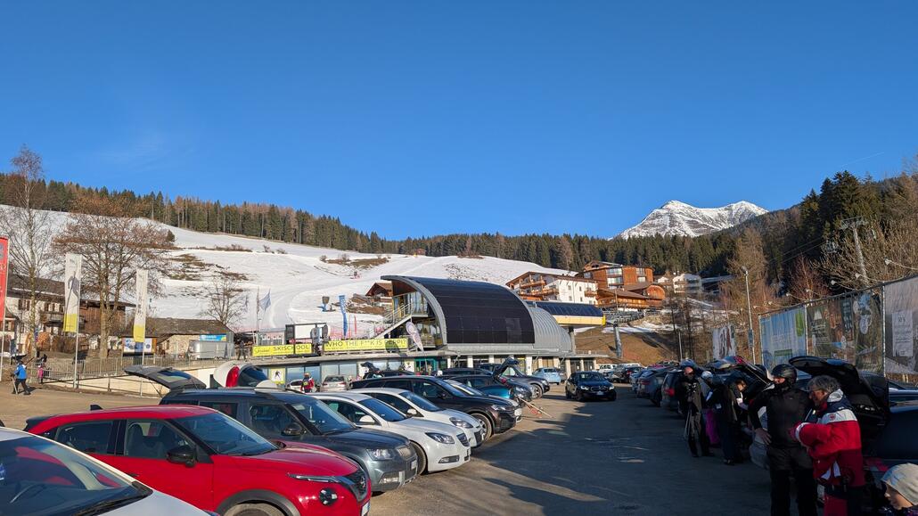 Kostenloser Parkplatz in Meransen