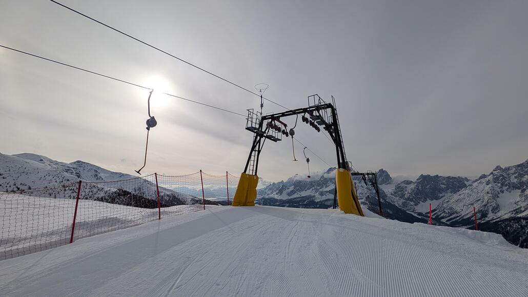 Oben am Gipfel wird noch der Oldtimer Schlepplift mitgenommen