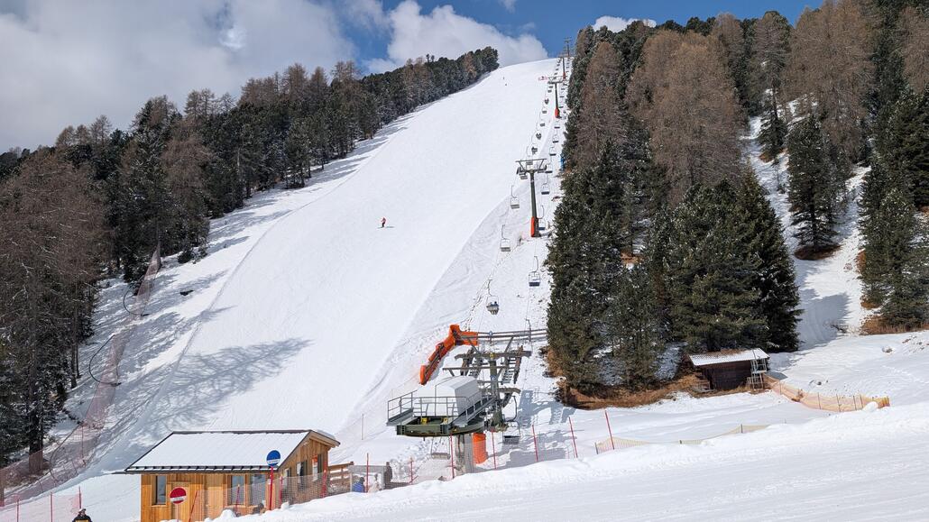 Inzwischen oben angekommen am Col Raiser mit entspannten kurzen Abfahrten an der Zweiersesselbahn hier oben