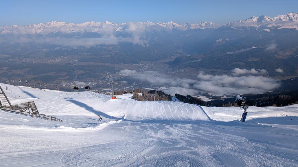 Tolle rote Abfahrt zur Ried Mittelstation