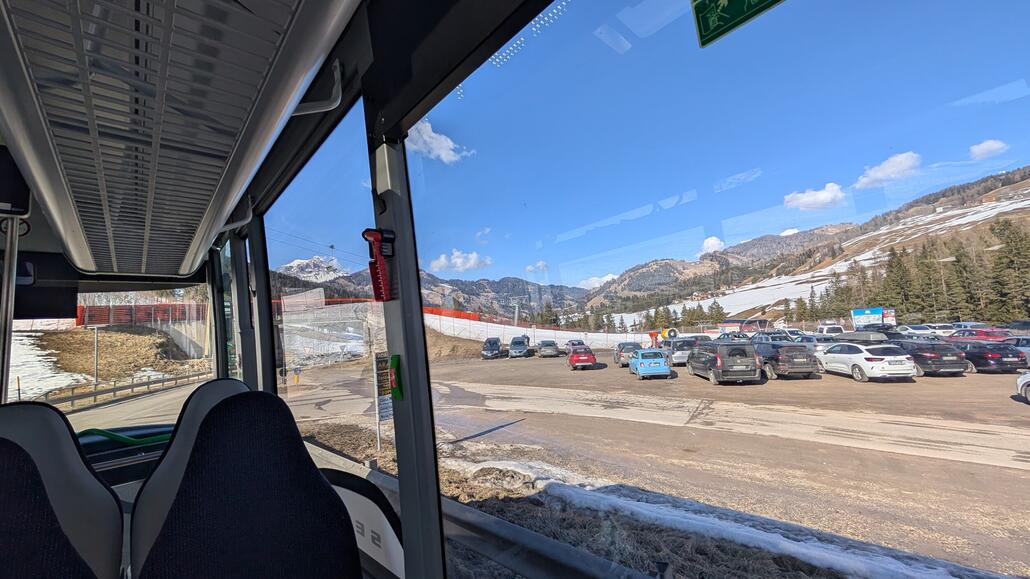 Pünktlich geht's wieder mit dem Bus zurück