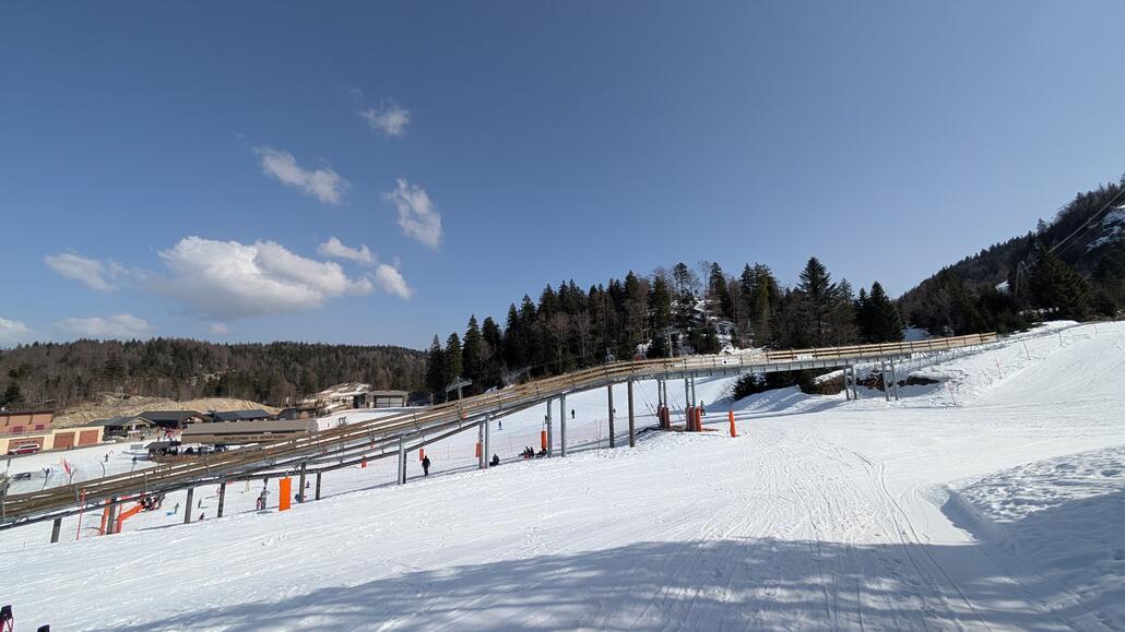 Auch hier gibt es eine top moderne Kombibahn von Doppelmayr