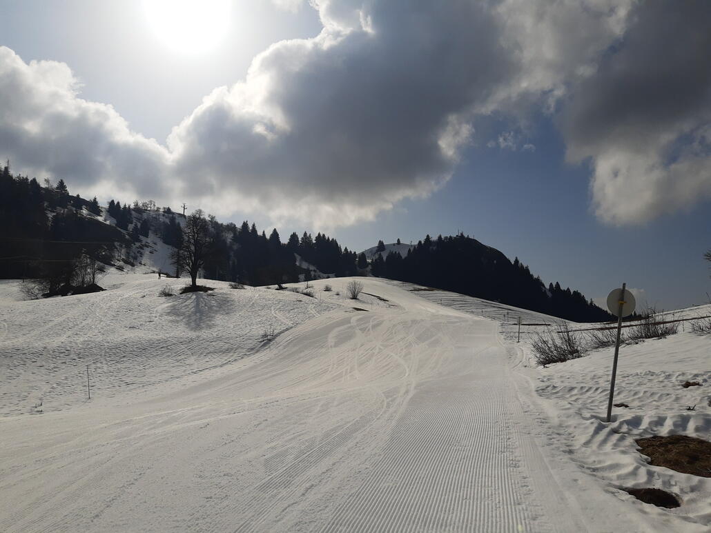 Knallhart mit ein wenig Firnauflage, geil. Leider ist die Leman sehr kurz