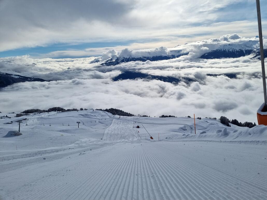 Rote zum Luys war super.<br />Bei jedem Schwung zieht man richtig tiefe Furchen in den Schnee. Das bleibt heute nicht lange gut