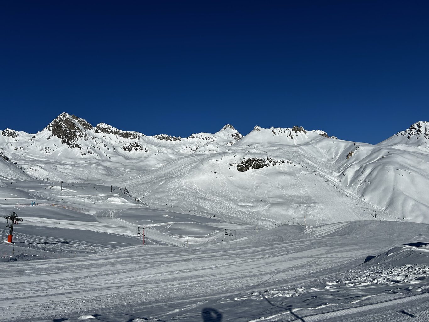 Sehr gute Schneelage auch vom Plateau Nair bis Trais Fluors.