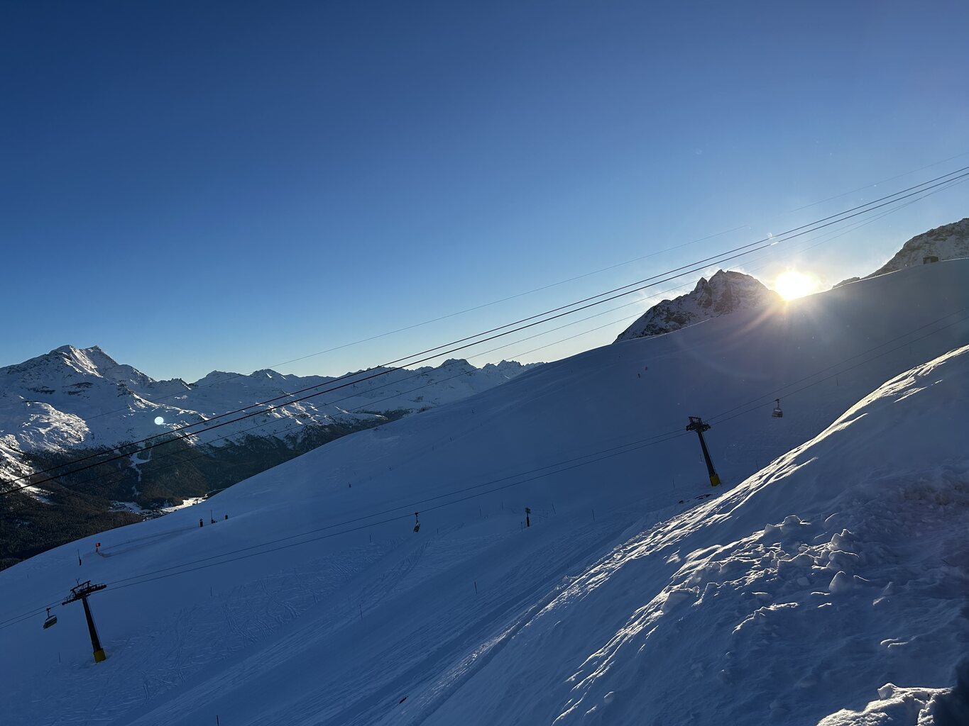 Ein genialer Tag auf Corviglia geht zu Ende.