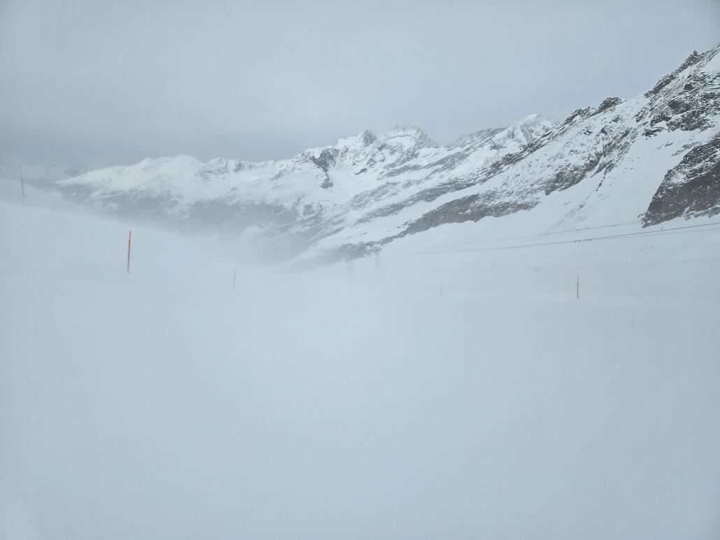Auf der letzten Fahrt dann starker Wind an der KSB Bergstation.