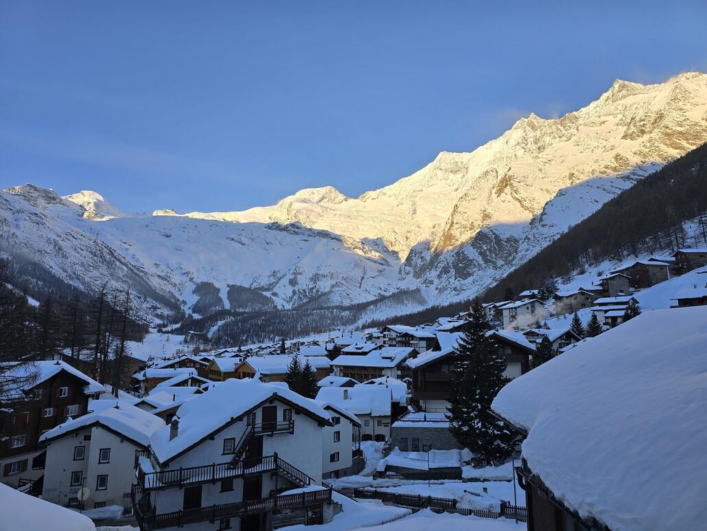 Bei dem Ausblick am Morgen kommt Freude auf.