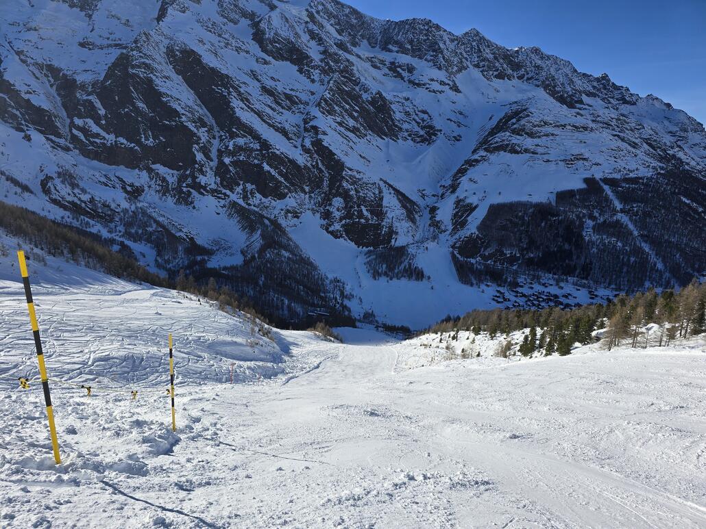 Dito. Die Piste hier war noch etwas besser in Schuss als an die meisten anderen.