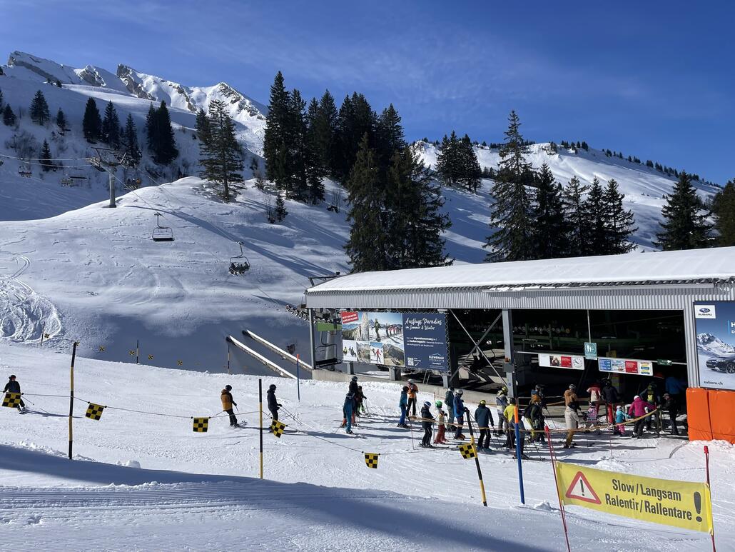 Mehr anstehend musste man nicht, dies war um 10Uhr.