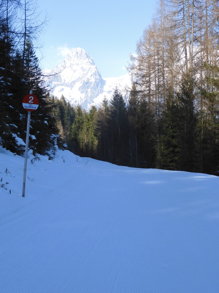 Derzeit nur vom Lärchenlift erreichbar: Die rote 2 ins Tal