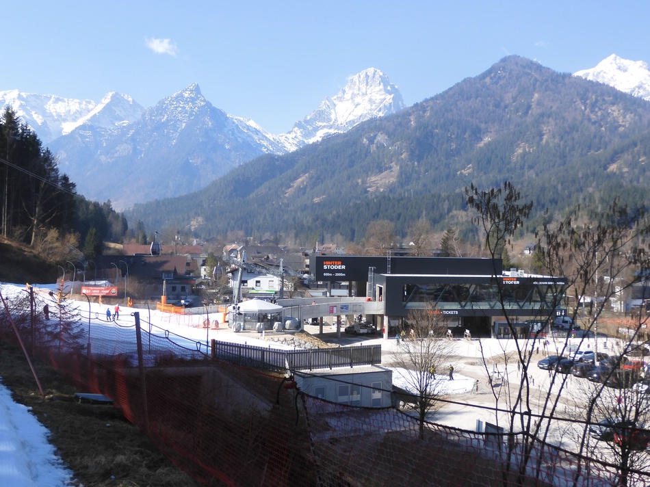 Der Schitag geht zu Ende. Die Talstation ist wieder erreicht.