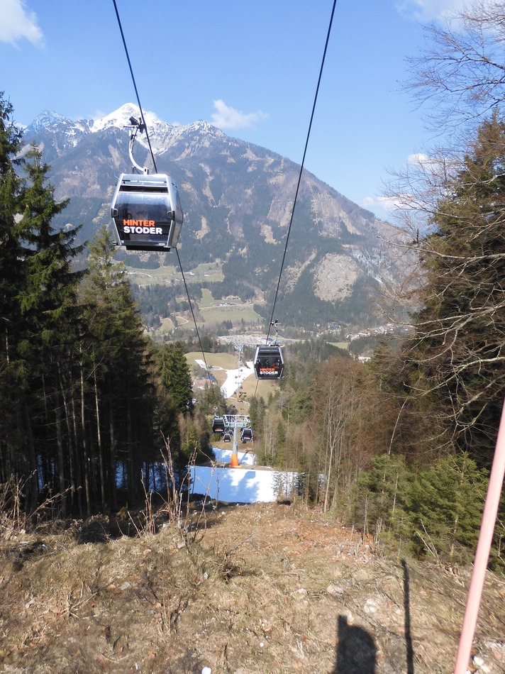 Gerade noch am Gipfel - kurz darauf wieder auf der Talabfahrt.
