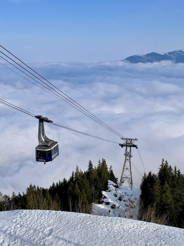 Nebelmeer ende März auch eher selten.