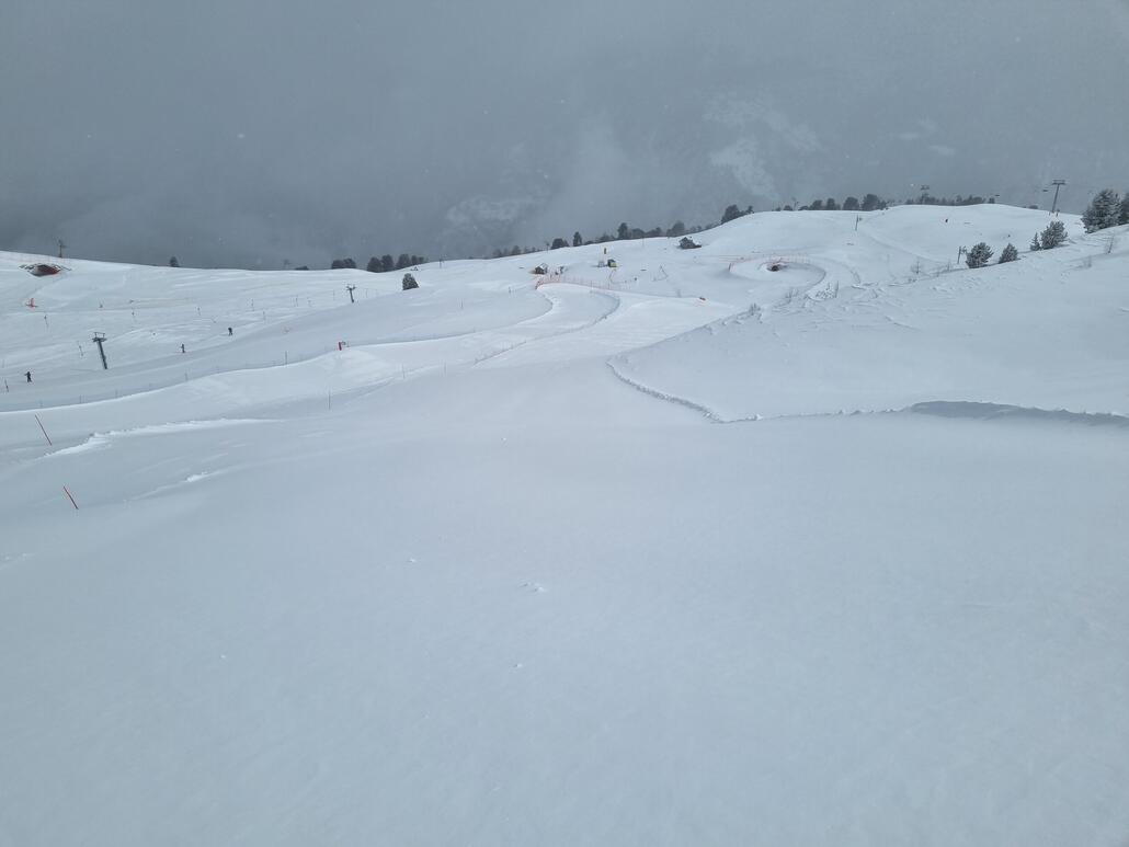 Etwas versteckte Piste vom Canyon rechts raus, immer sehr selten befahren