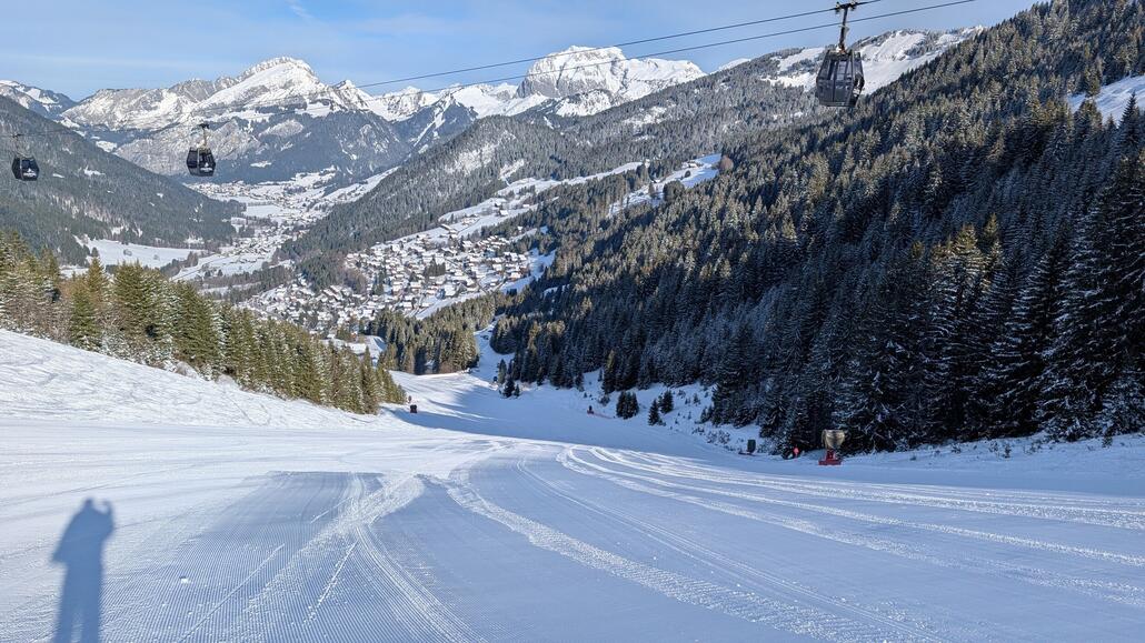 Die Piste ist traumhaft, wow! Und noch nichts los, unglaublich!