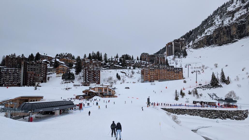 In Avoriaz wie immer etwas mehr los, leider inzwischen die Sicht nicht mehr schön
