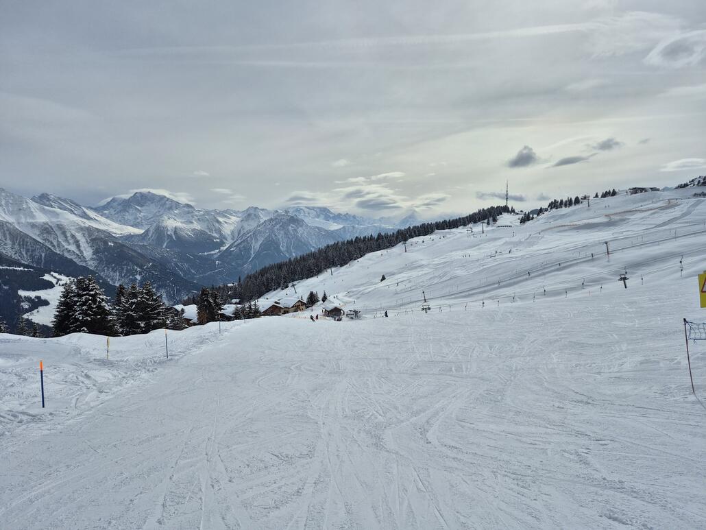 Via Blausee und Moosfluh fahre ich wieder zur Riederalp West. Zwar nur 2.5 Stunden Fahrspass. Aber besser als nichts