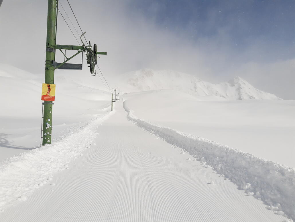 Erster im Lift und erster auf der Panoramaabfahrt... Ebenfalls: Leider geil.