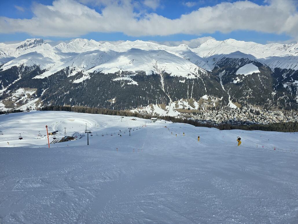 Leere rote am Usser Isch trotz abgesperrtem Trainingsbereich.