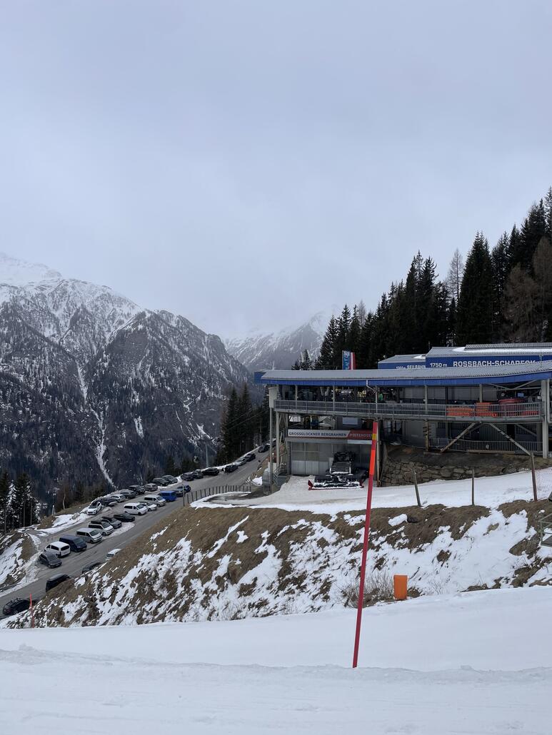 Blick zur Mittelstation