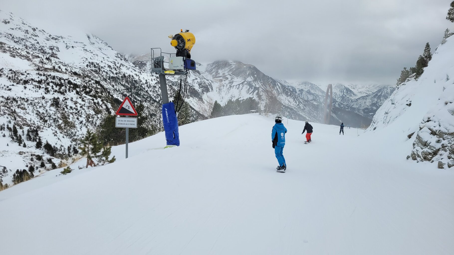 Etwas oberhalb vom Ordino-"O"