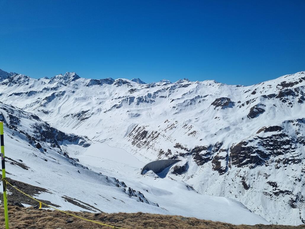 Der See hat einen recht geringen Füllstand