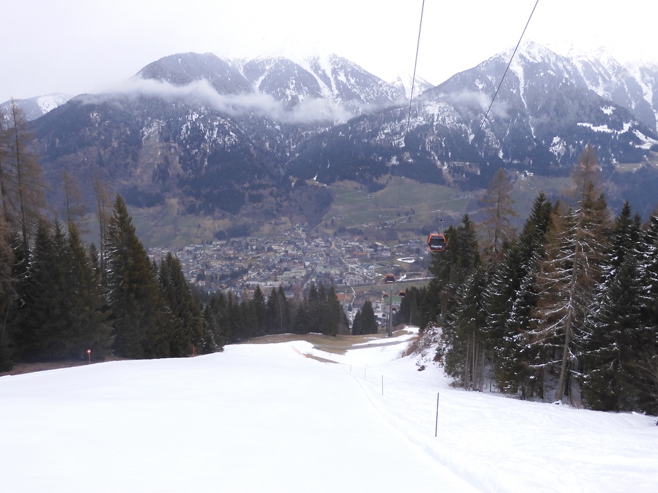 Auf zugehöriger Piste. Schöner Blick nach Bad Hofgastein