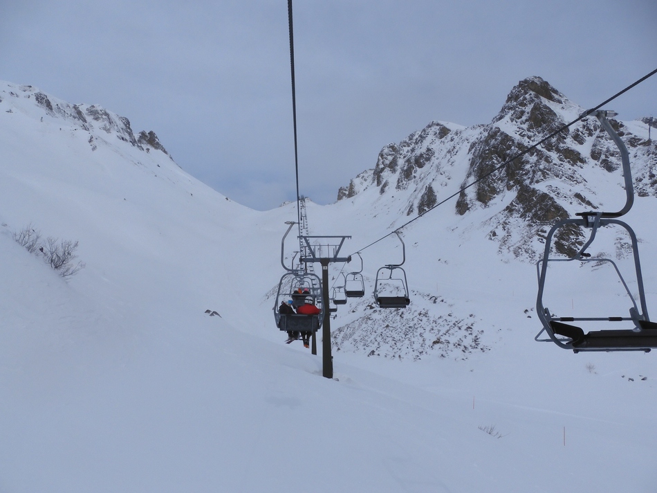 Bergfahrt mit der DSB Hohe Scharte. Es sollte die einzige Fahrt mit dieser DSB an diesem Tag bleiben. Noch am Vormittag muss hier der Betrieb wegen Sturm eingestellt werden.