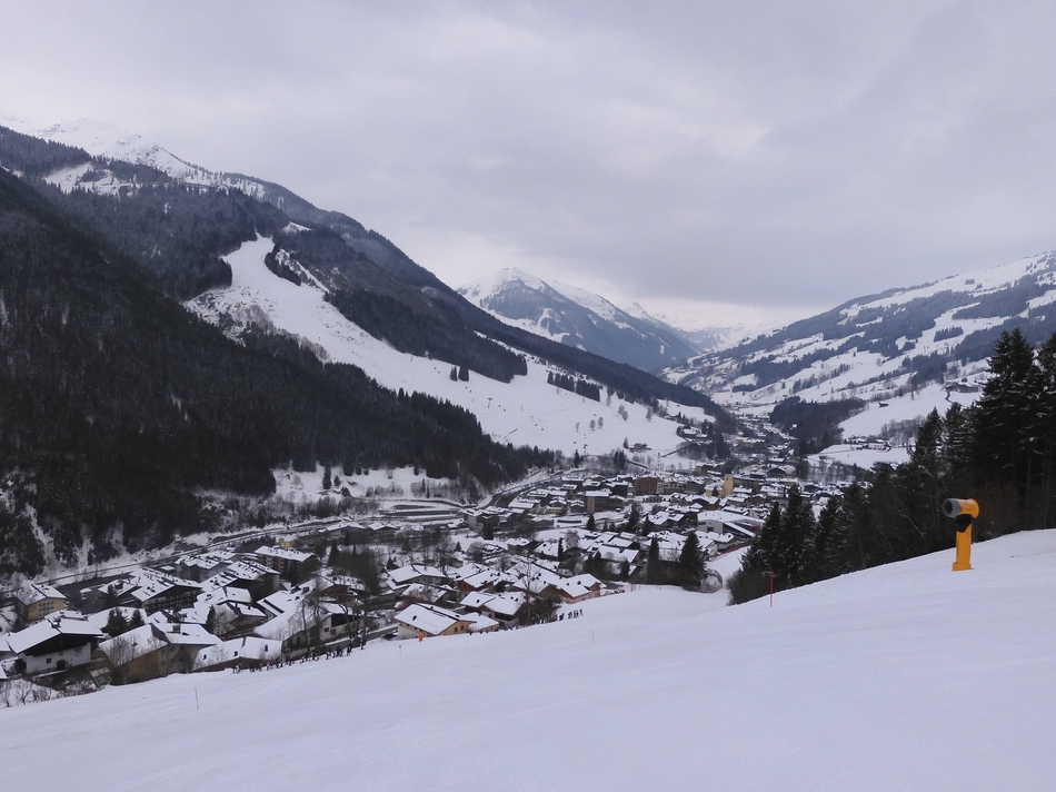 Auf direktem Weg fahre ich ab nach Saalbach.