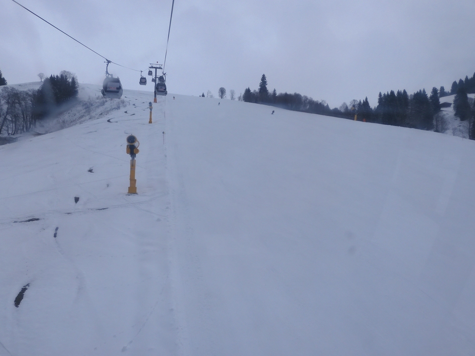 Weiter geht es mit der Hochalm-Gondelbahn.