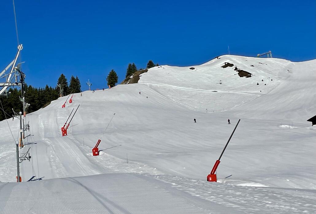 Am Roc d‘Orsay perfekt präpariert, keine Absätze ein Genuss in dem Firn um 9Uhr