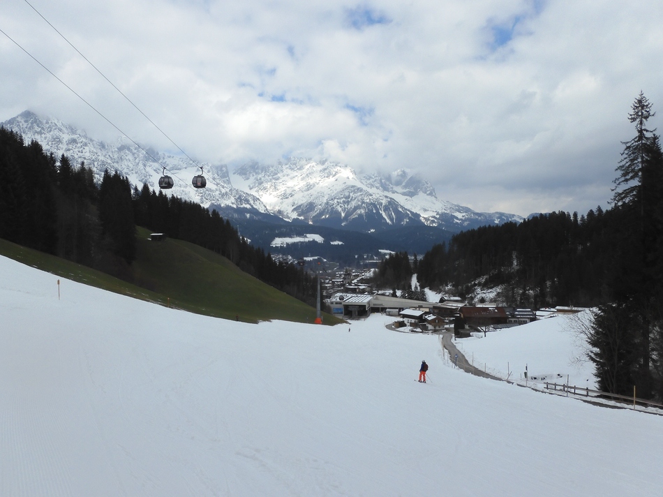 Der nächste Talort ist erreicht. Ich befinde mich in Ellmau.