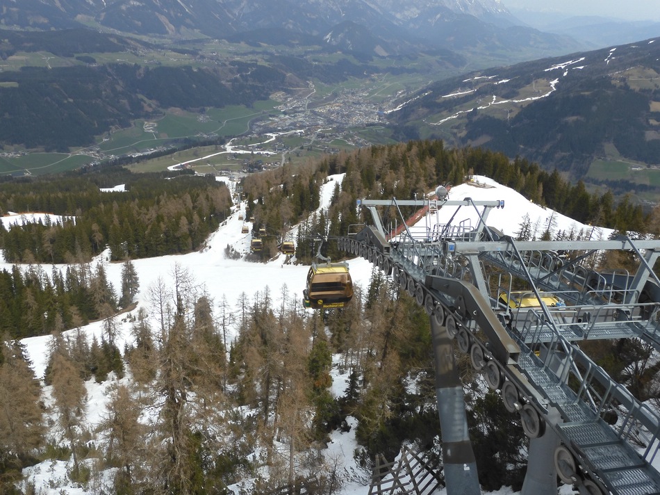 Am Hochwurzengipfel. Blick nach Schladming.