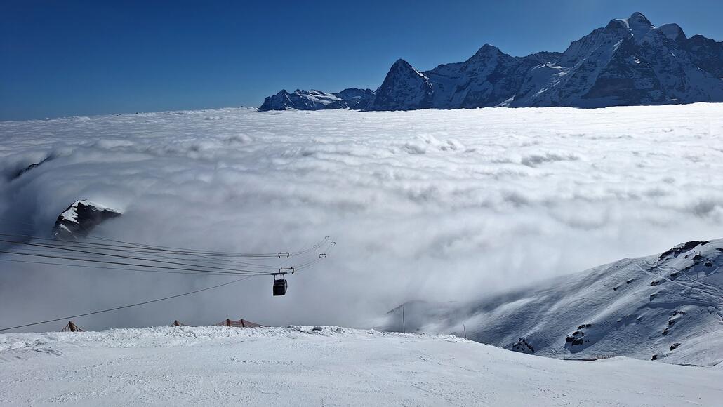 Dieses Bild habe ich vergessen,war heute in der SRF Meteo Mittagsausgabe zu sehen
