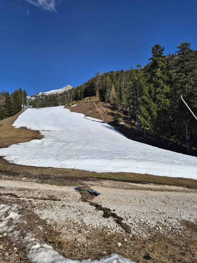 Selbstgebaute Erdbrücke ;-)