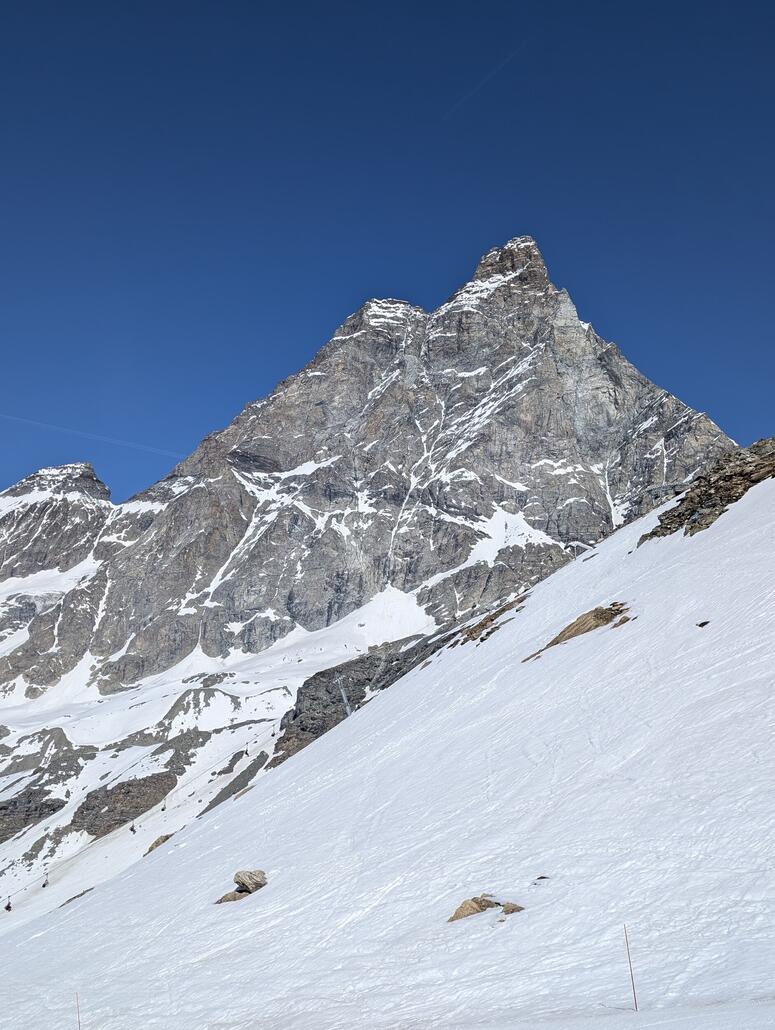 Le horu, nicht minder schön von Italien aus. Aber nicht ganz so schön wie von der CH-Seite aus ;)