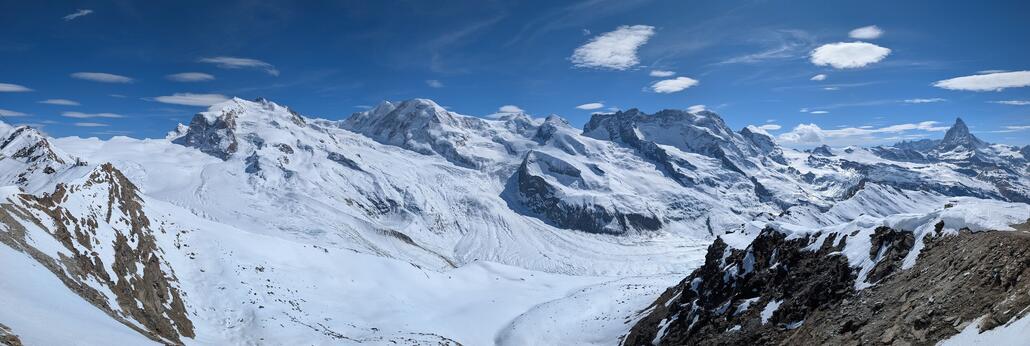 Panorama Nordend - Dufourspitze - Liskamm - Castor - Pollux - Breithorn - Klein Matterhorn - Matterhorn