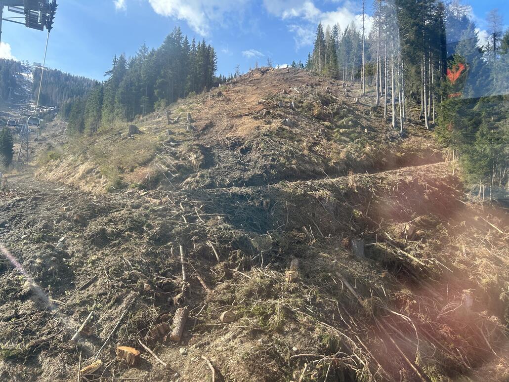 Trasse der neuen Piste zur Mittelstation