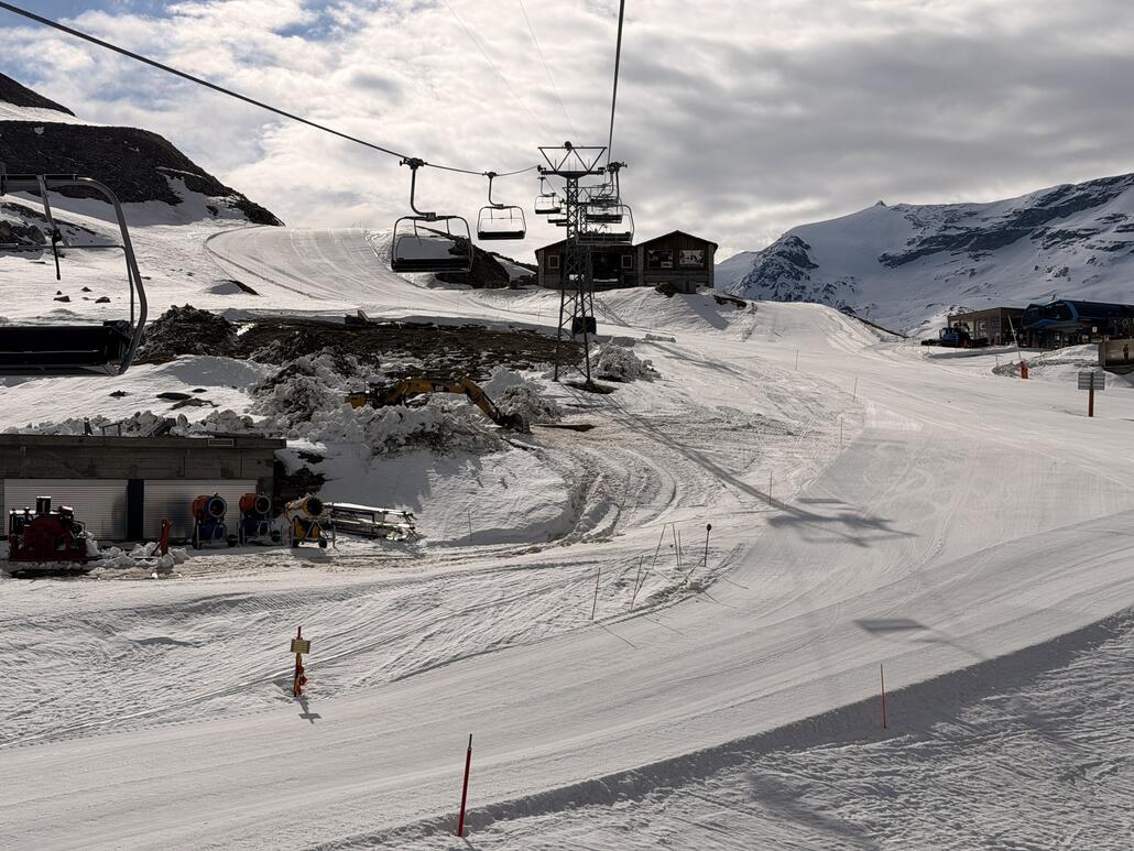 Lage neue Bergstation beim schneefreien Bereich