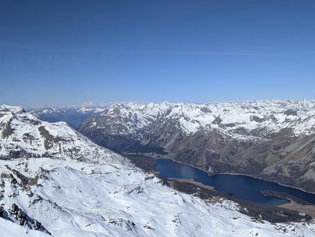 Blick in Richtung Maloja und Bergell