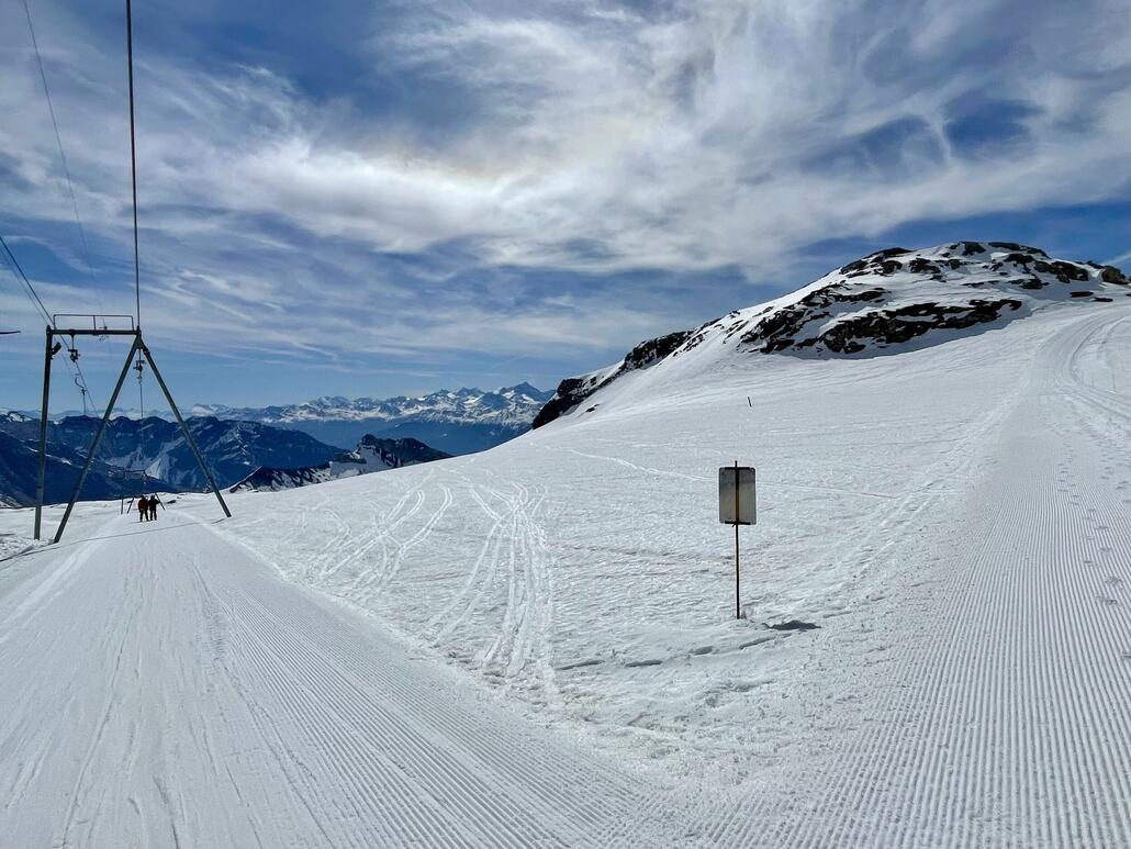 Die Rennpiste ist jedoch zu? Ist die nur anfangs Saison offen?