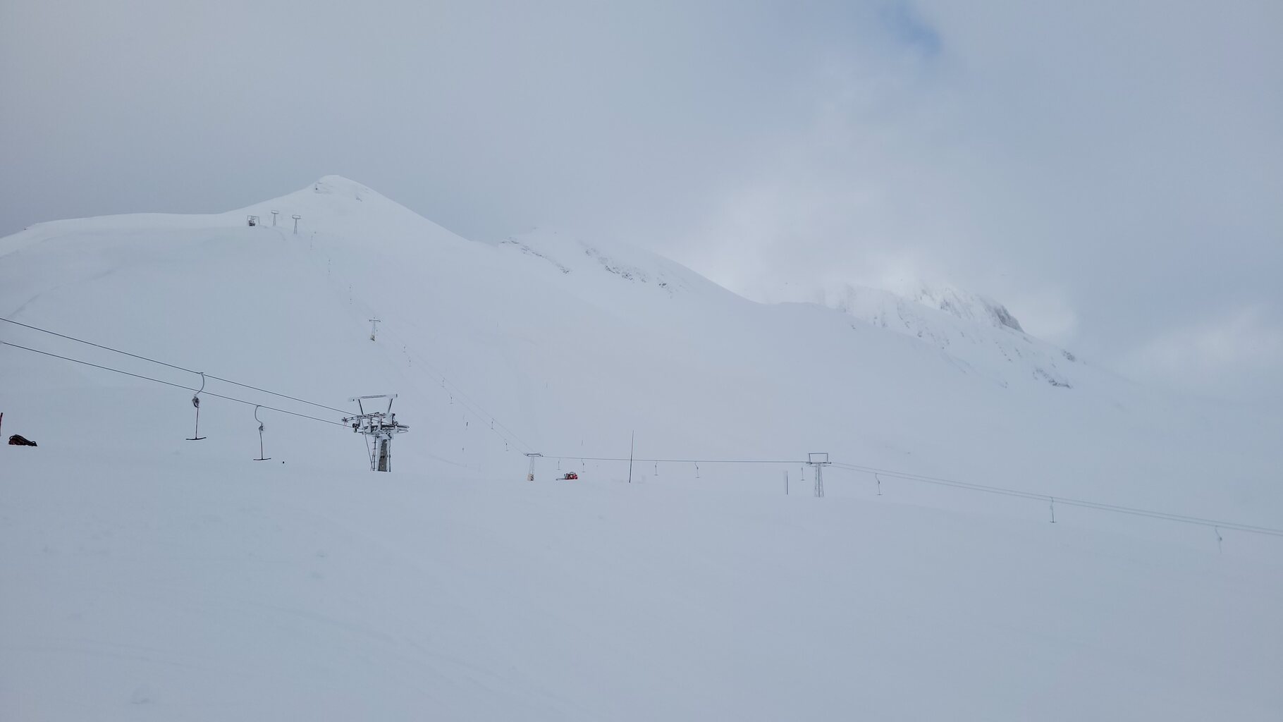 Kläna-Bergstation, dahinter Stafel SL