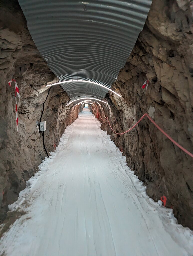 Tunnel