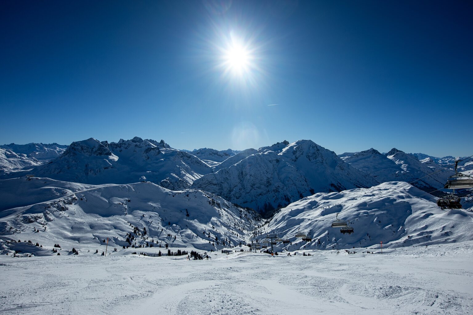 Wechsel zur Steinmähderbahn. Hier ist der Schnee recht gut und relativ wenig los.